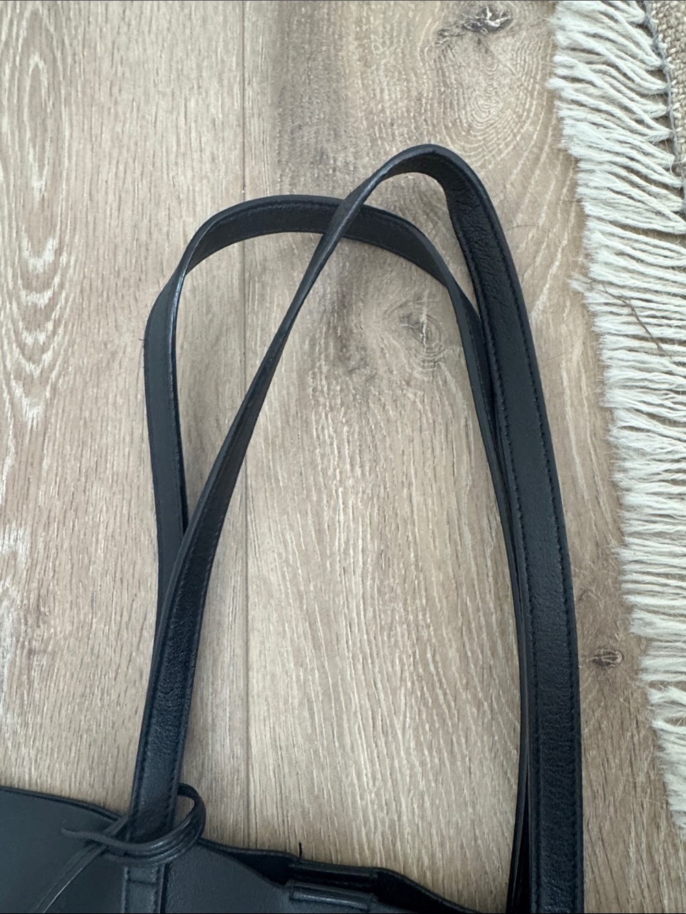 Saint Laurent Black Leather Tote with Gold YSL Pouch - Picture 10 of 11